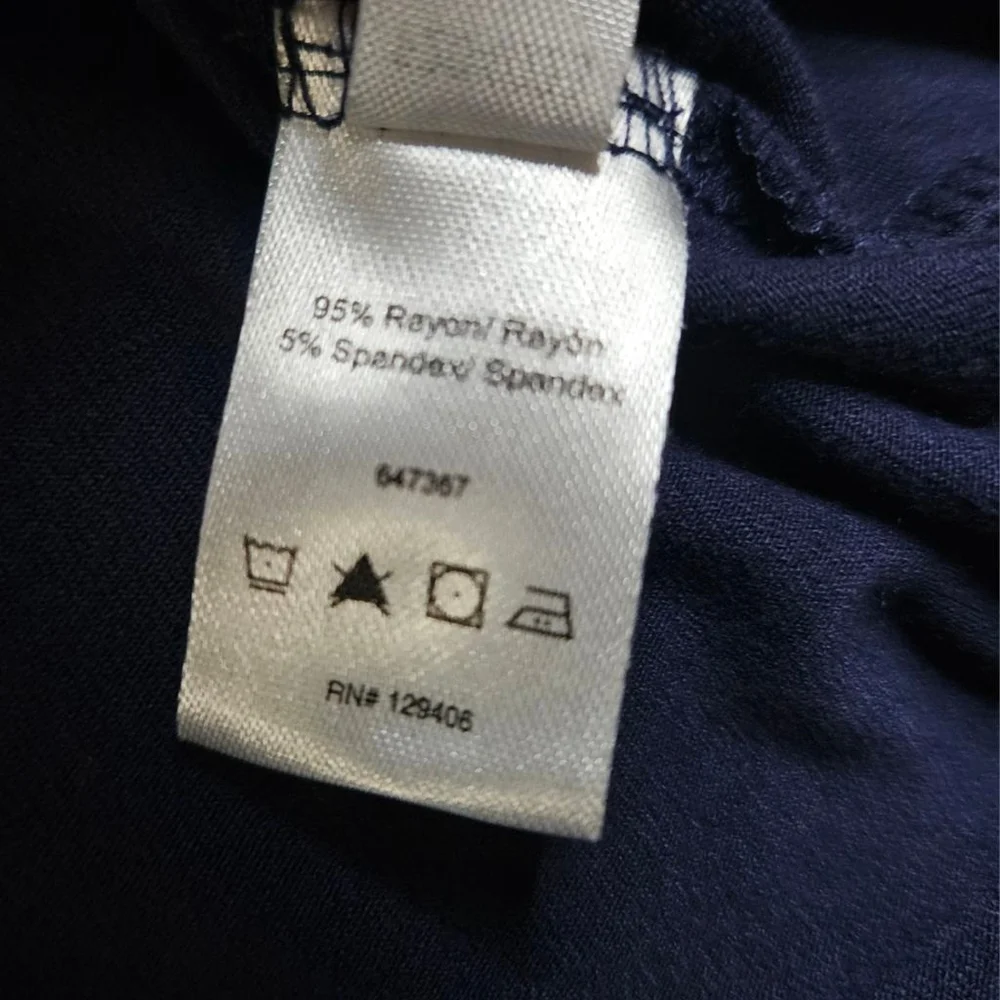 Venus Medium Navy Pocket V-Neck Tee Top